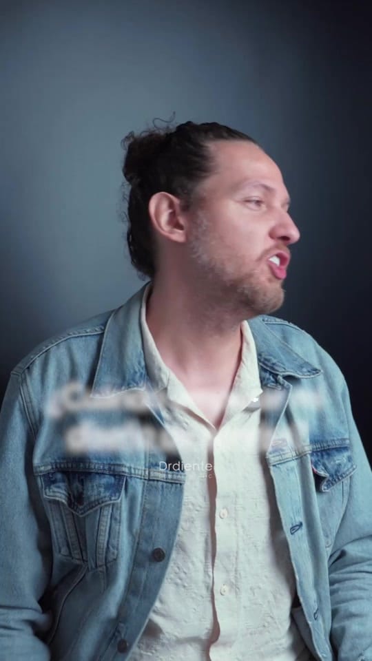 Post 10 by Dentista CDMX Clínica Drdiente on TikTok (video)