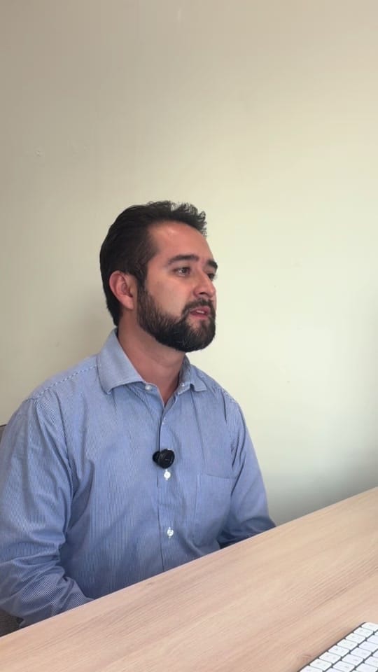 Post 10 by Dr. Alejandro Jiménez Cirujano on TikTok (video)