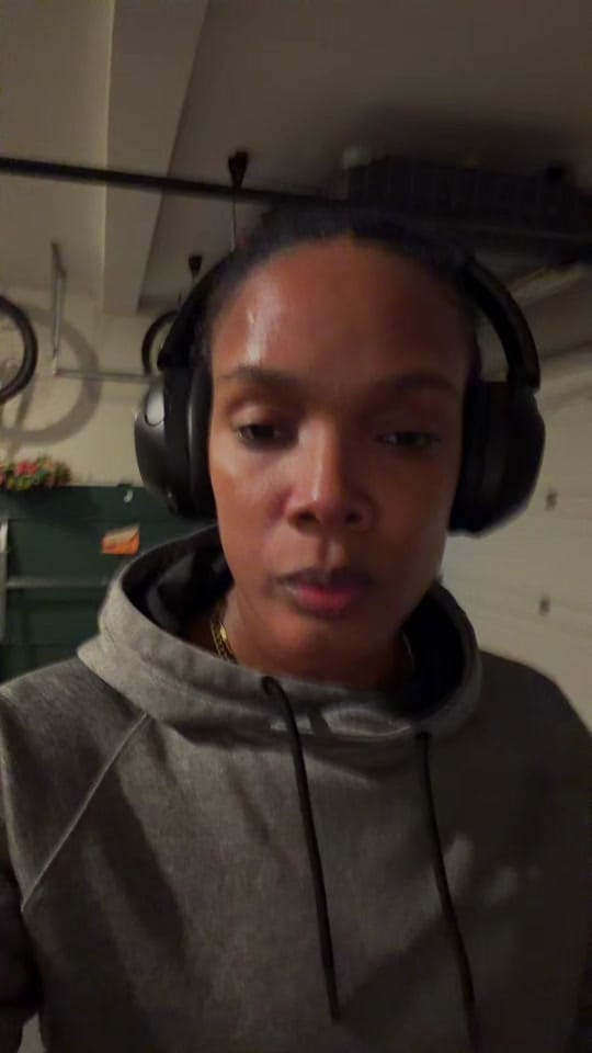 Post 4 by Shellyon on TikTok (video)