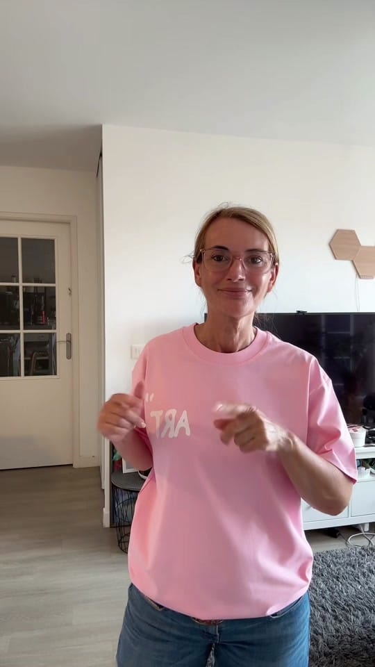 Post 7 by France on TikTok (video)