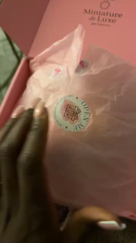 Post 10 by Haleïcha shop🛍️ on TikTok (video)