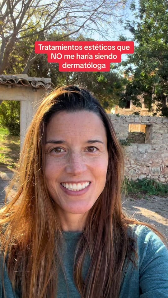 Post 10 by Dra Rosa Perello. Dermatóloga on TikTok (video)