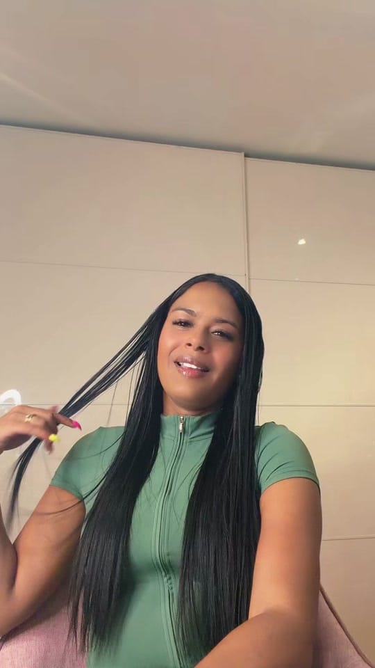 Post 4 by laminutesarah on TikTok (video)