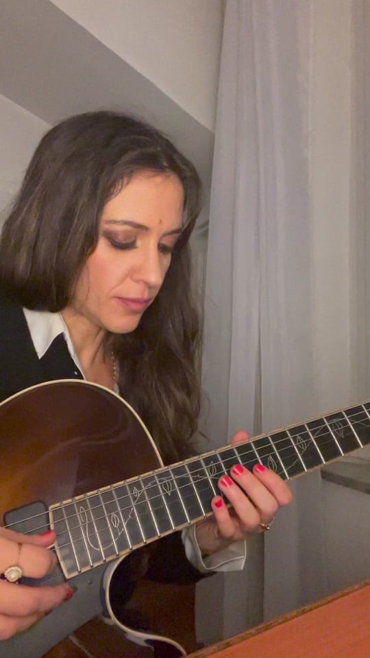 Post 9 by Eleonora Strino - official on TikTok (video)