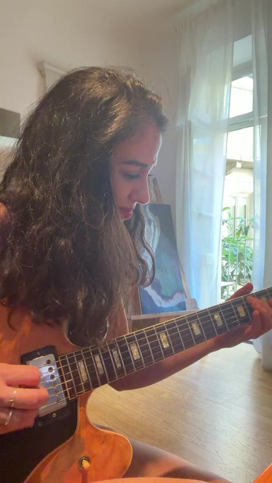 Post 1 by Eleonora Strino - official on TikTok (video)
