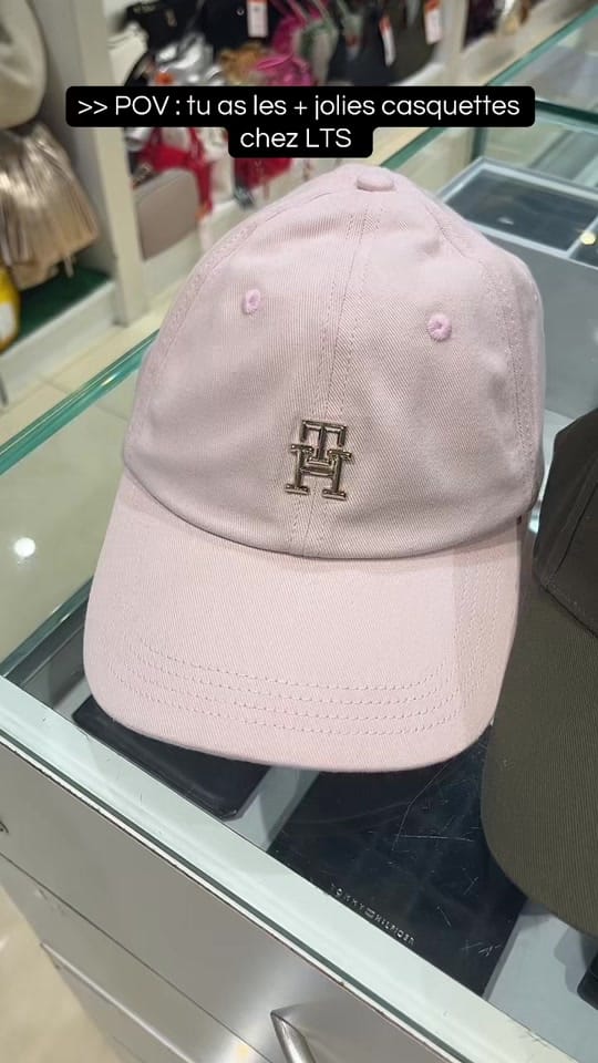 Post 3 by La Troika Store on TikTok (video)