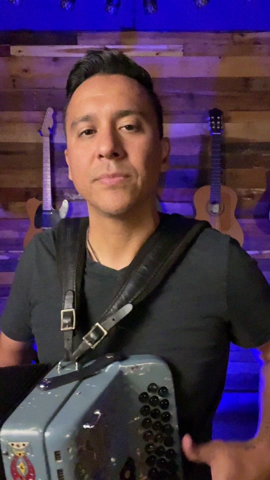 Post 6 by Jose Zamora on TikTok (video)