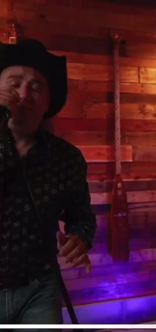 Post 7 by Jose Zamora on TikTok (video)