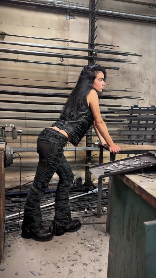 Post 5 by Paradoxe Paris on TikTok (video)