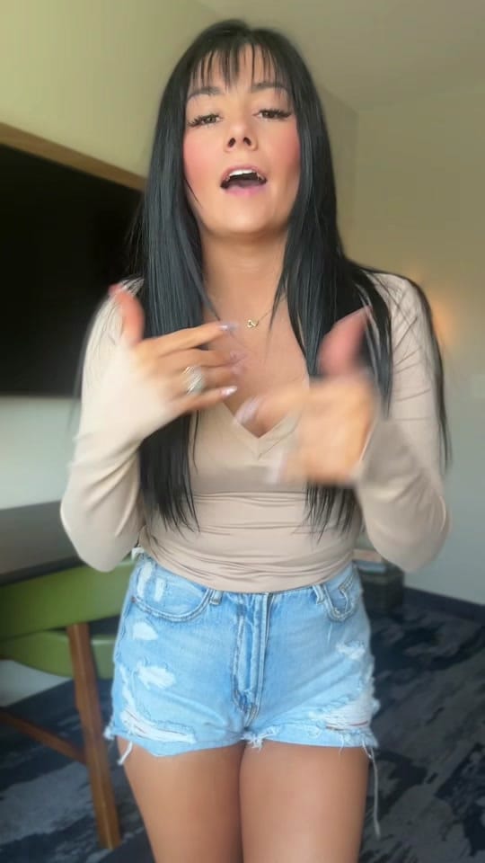 Post 5 by BRIT🍒 | MOM • LIFESTYLE | on TikTok (video)