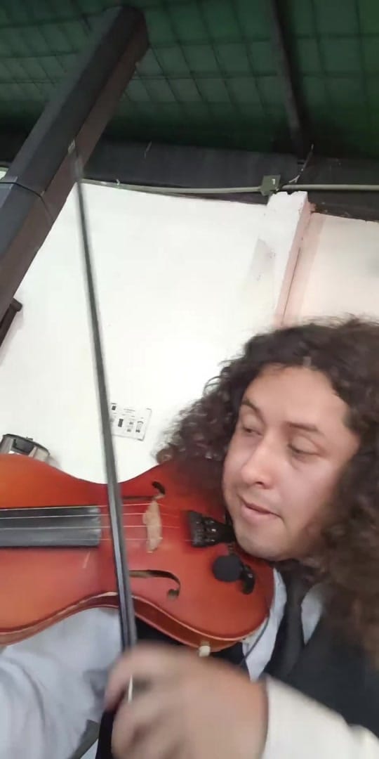 Post 6 by Violinista•Querétaro on TikTok (video)