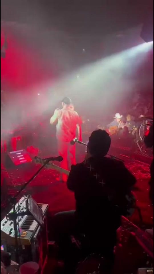 Post 6 by Max Cervantes on TikTok (video)