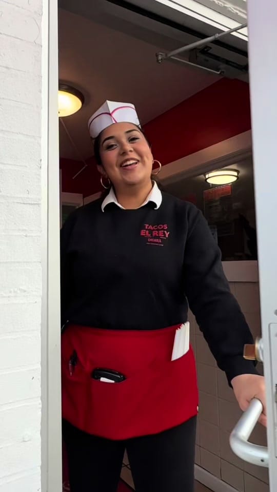 Post 2 by TacosElReyChicago on TikTok (video)