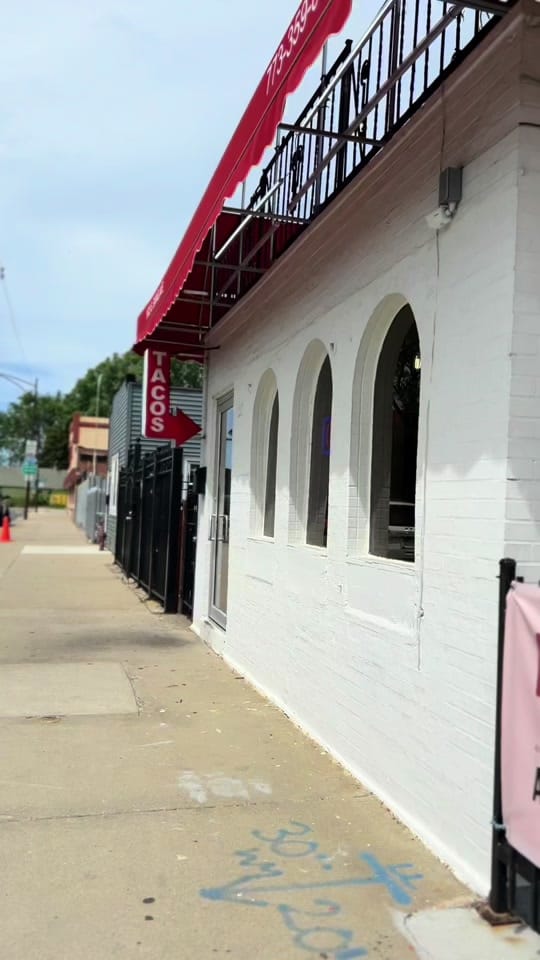 Post 8 by TacosElReyChicago on TikTok (video)