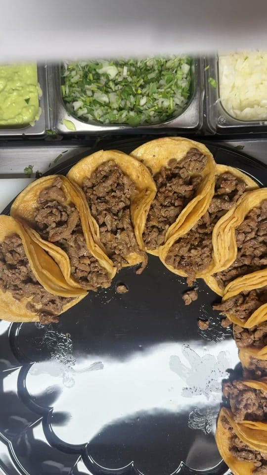 Post 1 by TacosElReyChicago on TikTok (video)