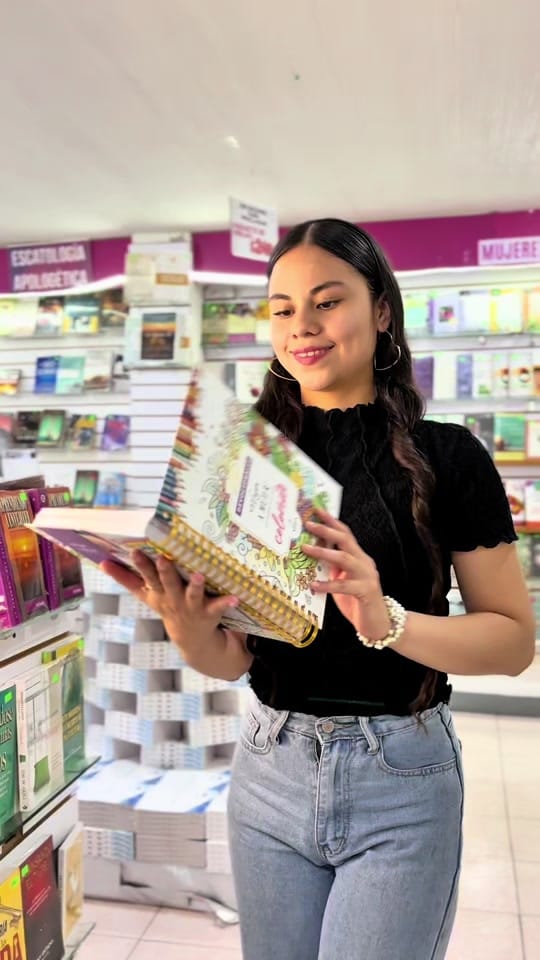 Post 4 by Librería Levítico on TikTok (video)