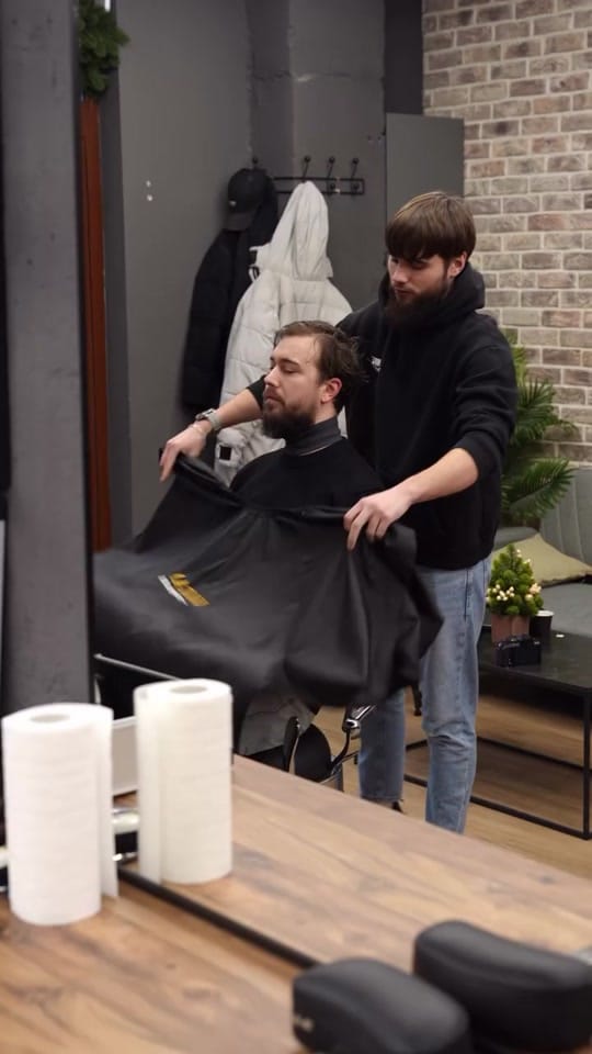 Post 8 by Vataman Barbershop Botanica💈 on TikTok (video)