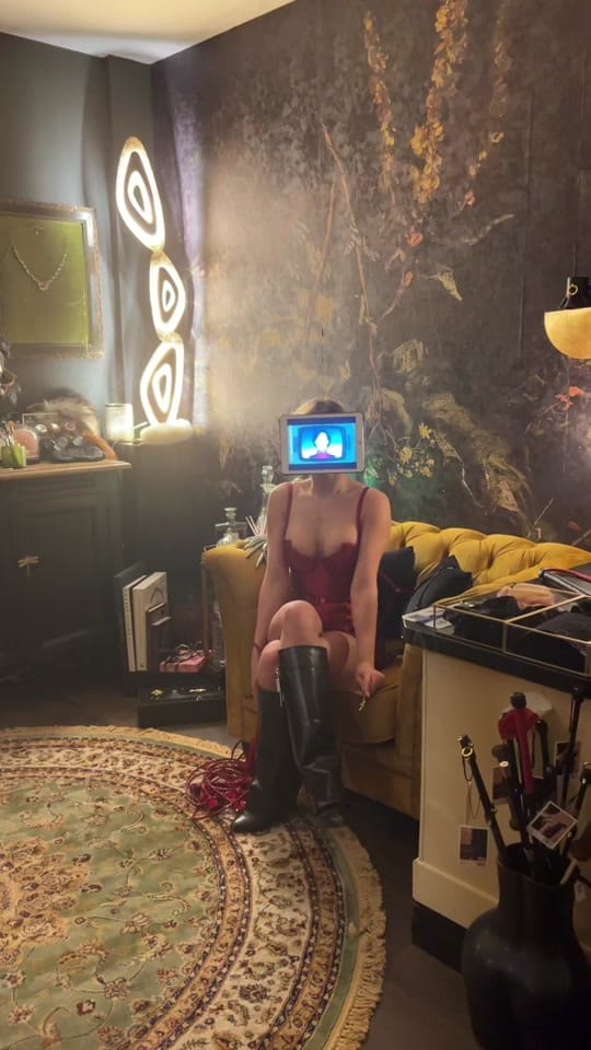 Post 8 by Brigade Mondaine Rive Gauche on TikTok (video)