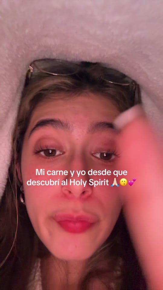 Post 3 by Daniela Ruval 🐒 on TikTok (video)