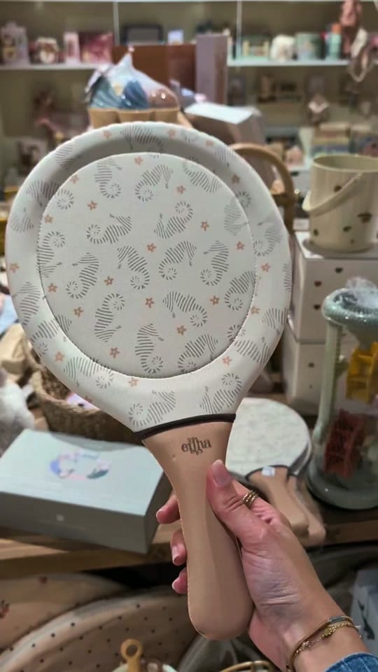 Post 5 by Ouisti'Kids on TikTok (video)