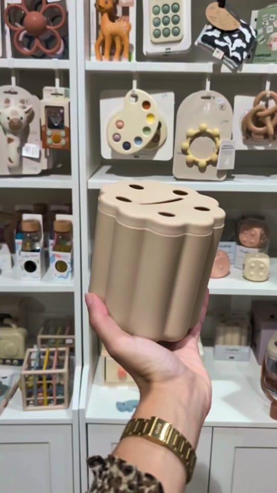 Post 9 by Ouisti'Kids on TikTok (video)