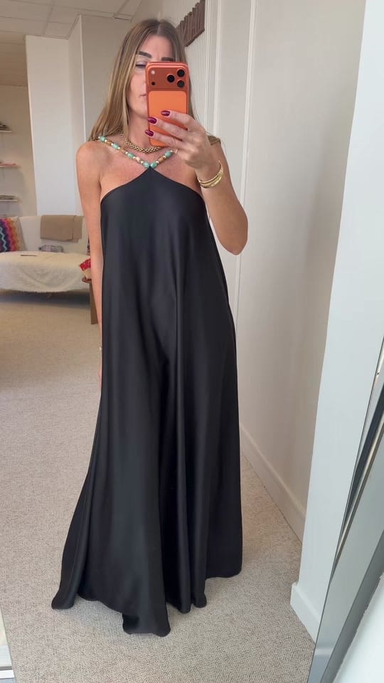 Post 2 by MAISON ARLO on TikTok (video)