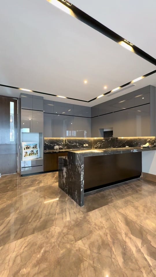 Post 1 by HouseInmuebles on TikTok (video)