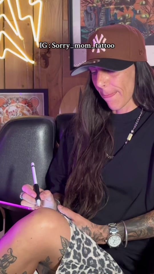 Post 4 by SORRY MOM TATOUAGE on TikTok (video)