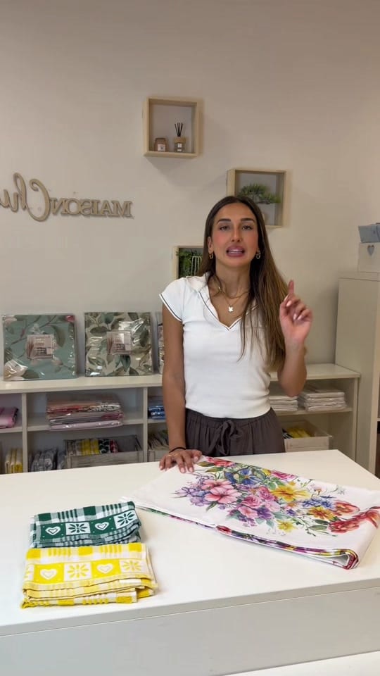 Post 5 by maisonchic.it on TikTok (video)
