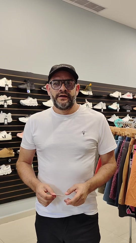Post 5 by Turu Outlet Premium on TikTok (video)