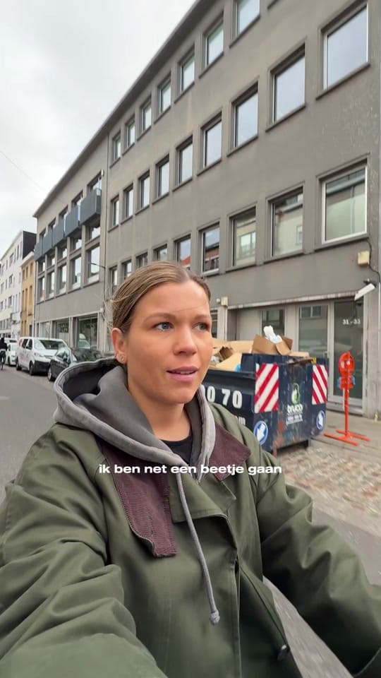 Post 4 by Eléonore Van Bavel on TikTok (video)