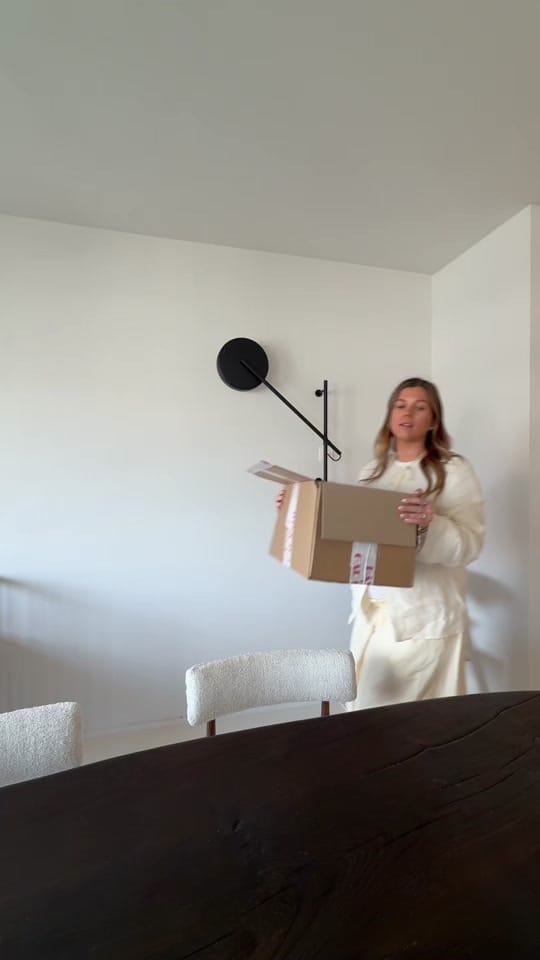 Post 2 by Eléonore Van Bavel on TikTok (video)