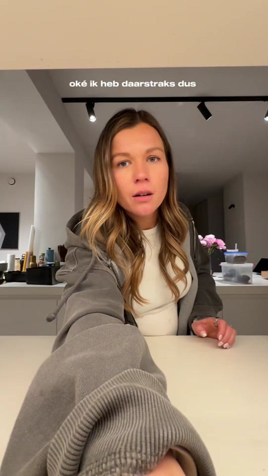 Post 8 by Eléonore Van Bavel on TikTok (video)