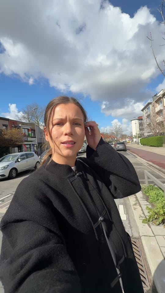 Post 10 by Eléonore Van Bavel on TikTok (video)