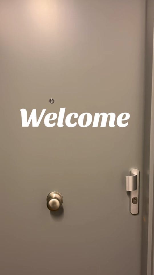 Post 5 by Emilie 🌸 | Studio decor on TikTok (video)