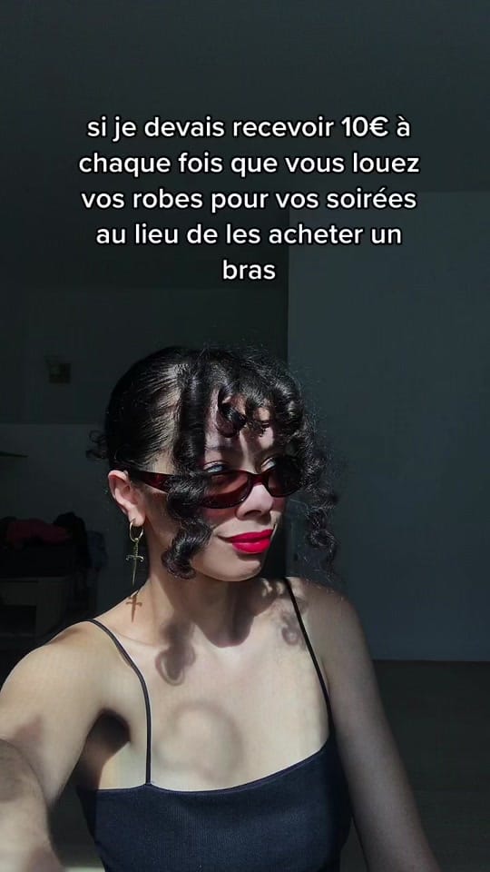 Post 10 by Loola : Location de vêtements on TikTok (video)