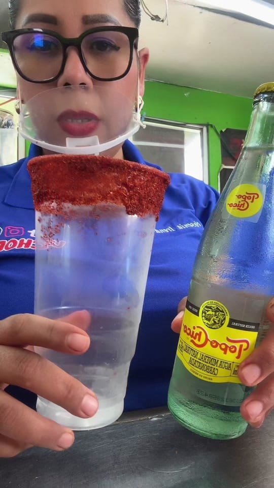 Post 1 by La Chopis on TikTok (video)