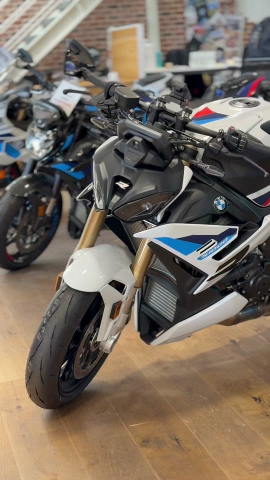 Post 6 by BMW Moto Store on TikTok (video)