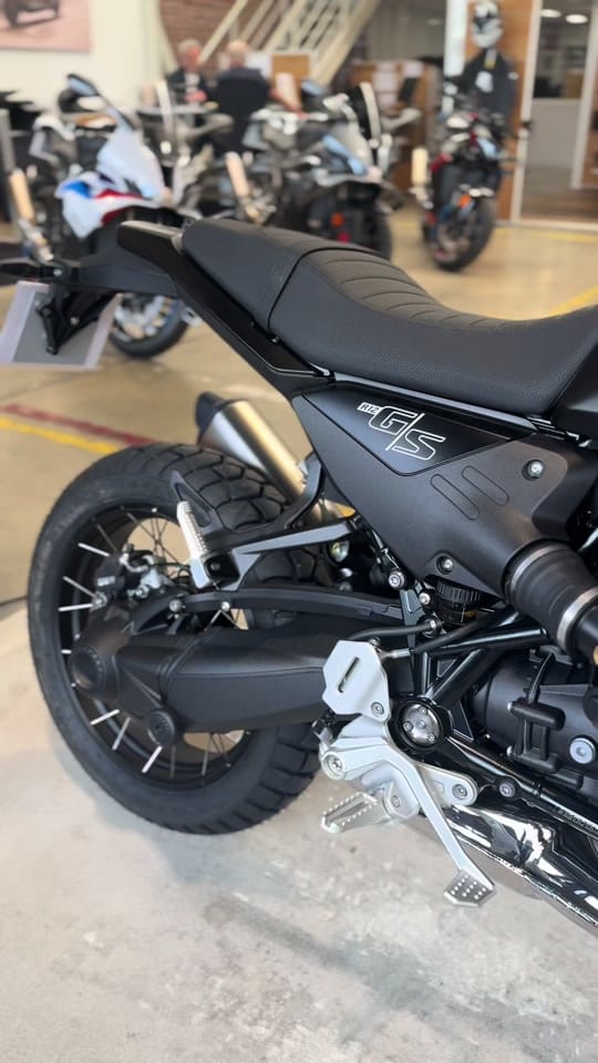 Post 8 by BMW Moto Store on TikTok (video)
