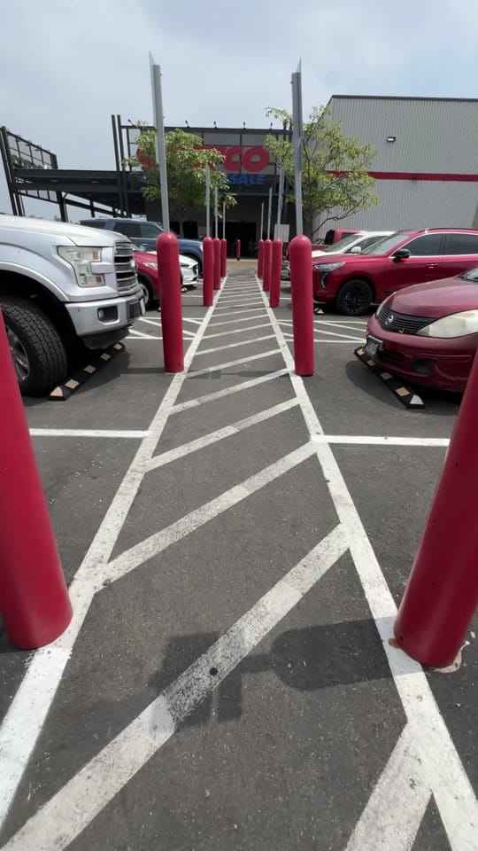 Post 10 by Miss Costco Villahermosa👸🏼 on TikTok (video)