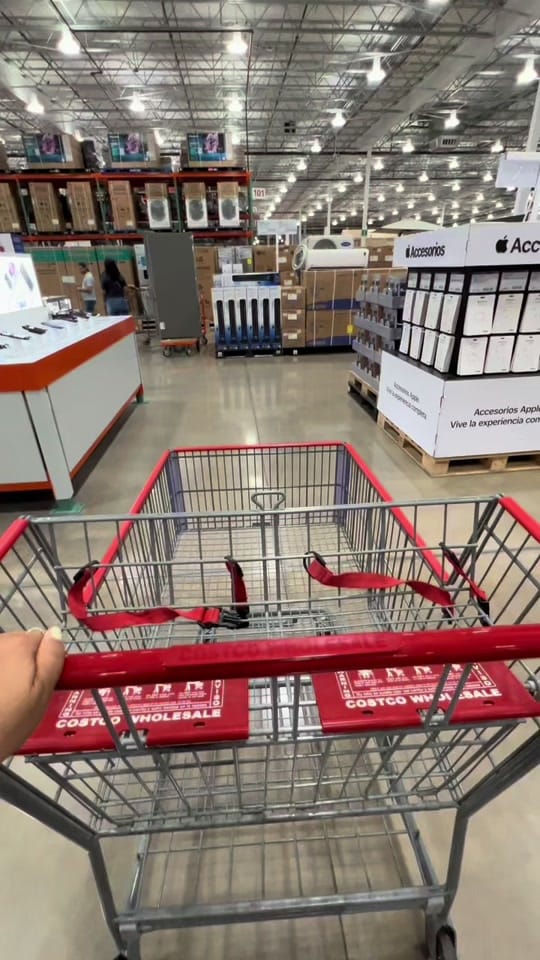 Post 5 by Miss Costco Villahermosa👸🏼 on TikTok (video)