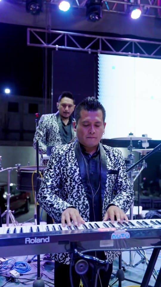 Post 1 by Super Auto Oficial on TikTok (video)