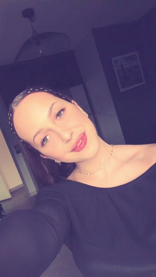 Post 2 by cmv.83 on TikTok (video)