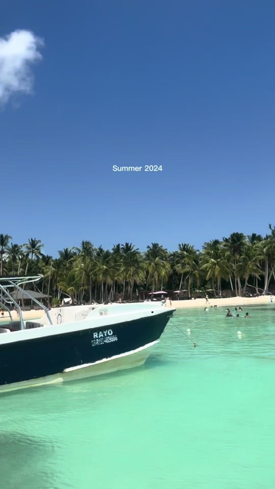 Post 6 by cmv.83 on TikTok (video)