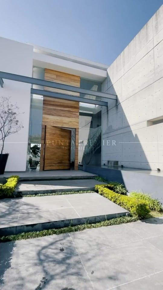Post 8 by Punta Premier Inmobiliaria on TikTok (video)
