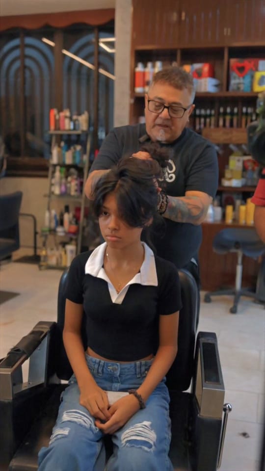 Post 2 by Mandos Peluqueros on TikTok (video)