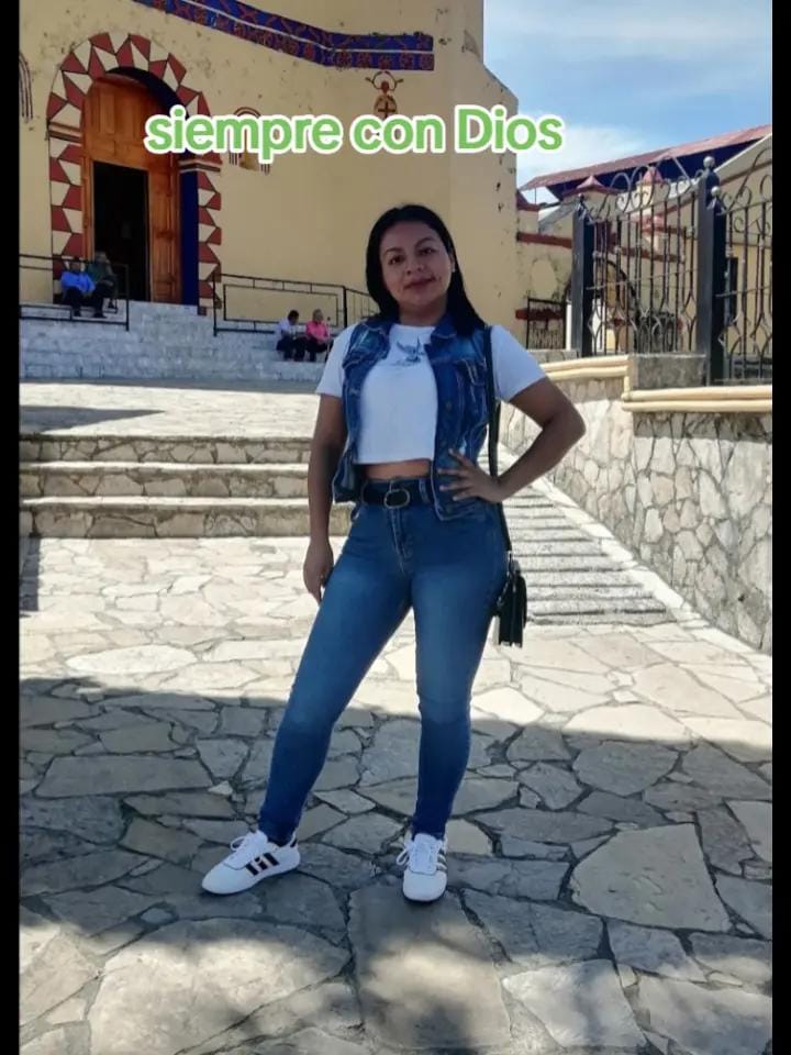 Post 2 by 🍓🍒D O R A L Y 🍒♥️ on TikTok (video)
