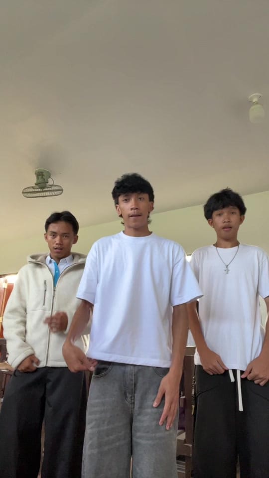 Post 2 by close jan-el on TikTok (video)