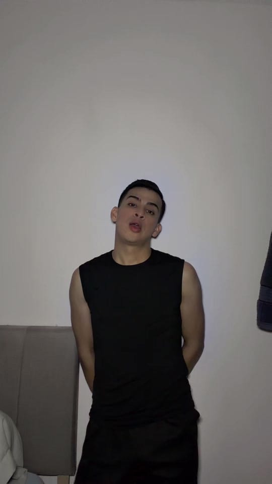 Post 6 by 𝓙𝓱𝓸𝓷𝓲 🥀 on TikTok (video)