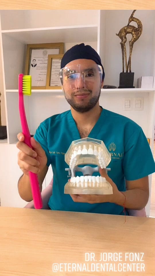 Post 1 by ETERNAL DENTAL CENTER VHSA MX on TikTok (video)
